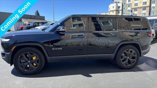 2023 Rivian R1S Adventure