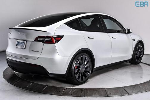 2022 Tesla Model Y Performance Dual Motor All-Wheel Drive