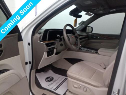 2023 Cadillac Escalade ESV Premium Luxury Platinum