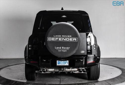2023 Land Rover Defender 110 V8