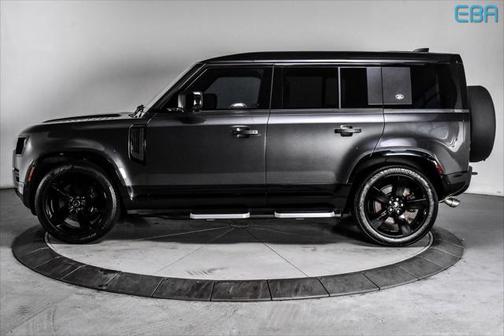 2023 Land Rover Defender 110 V8