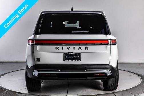 2025 Rivian R1S Adventure Dual Motor Standard Pack
