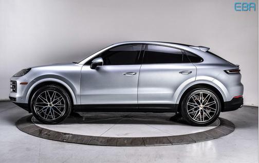 2024 Porsche Cayenne Base