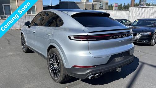 2024 Porsche Cayenne Base