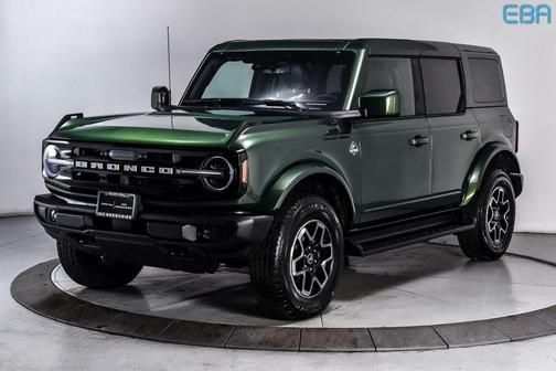 2025 Ford Bronco Outer Banks