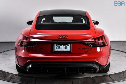 2022 Audi RS e-tron GT quattro