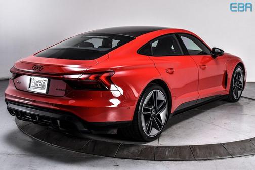2022 Audi RS e-tron GT quattro