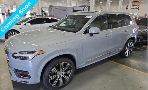 2024 Volvo XC90 Recharge Plug-In Hybrid T8 Plus Bright Theme 7-Seater