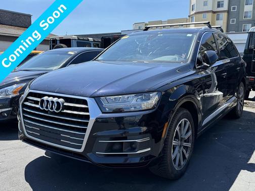 2017 Audi Q7 3.0T Premium