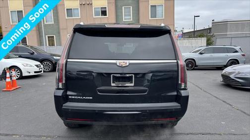 2019 Cadillac Escalade Luxury