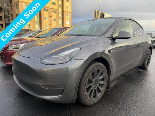 2023 Tesla Model Y Long Range Dual Motor All-Wheel Drive