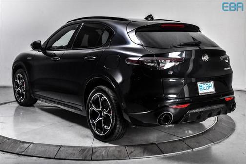 2024 Alfa Romeo Stelvio Veloce AWD