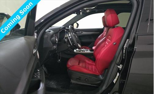 2024 Alfa Romeo Stelvio Veloce AWD