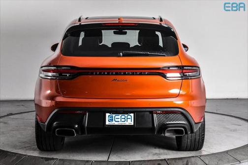 2023 Porsche Macan Base