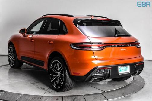 2023 Porsche Macan Base