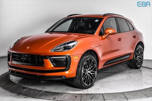 2023 Porsche Macan Base