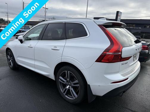 2018 Volvo XC60 T6 Momentum