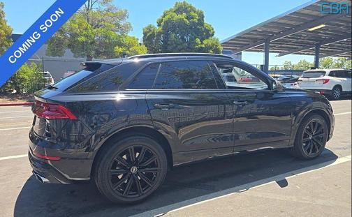 Mythos Black Metallic 2023 Audi SQ8 4.0T Prestige