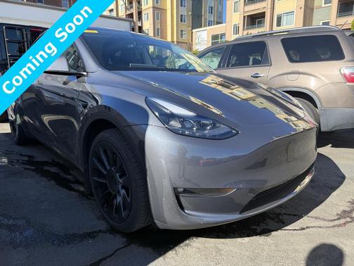 2023 Tesla Model Y Long Range Dual Motor All-Wheel Drive