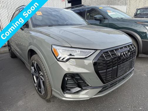 2023 Audi Q3 45 S line Premium Plus