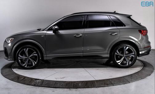2023 Audi Q3 45 S line Premium Plus