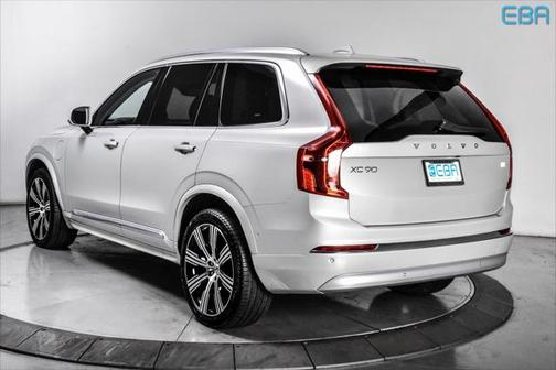 2022 Volvo XC90 Recharge Plug-In Hybrid T8 Inscription 6 Passenger