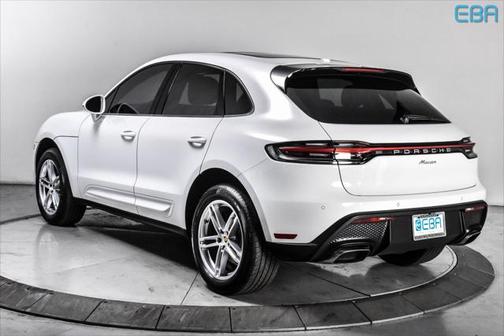2024 Porsche Macan Base