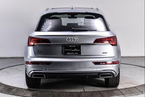Florett Silver Metallic 2023 Audi Q5 45 S line Prestige
