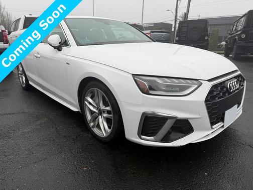 2023 Audi A4 45 S line Premium Plus