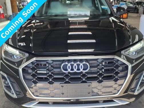 2022 Audi Q5 45 S line Premium
