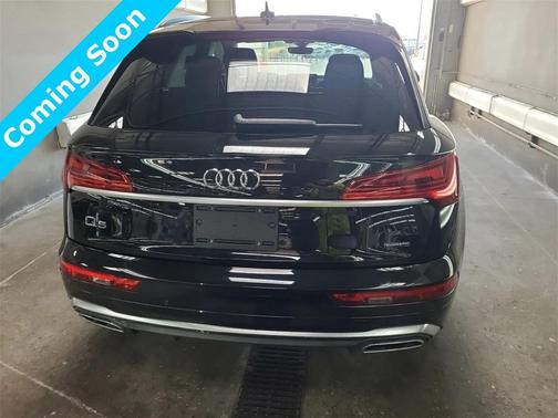 2022 Audi Q5 45 S line Premium
