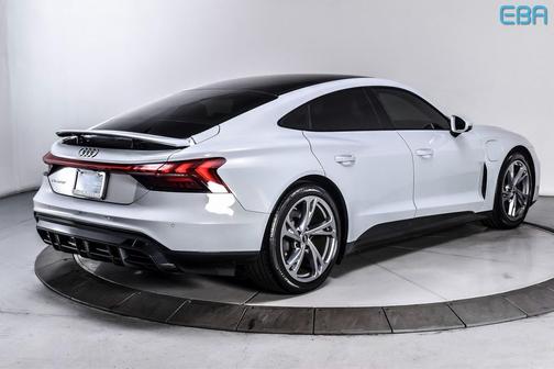 2023 Audi e-tron GT Premium Plus quattro