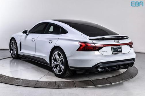 2023 Audi e-tron GT Premium Plus quattro