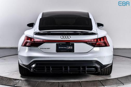 2023 Audi e-tron GT Premium Plus quattro