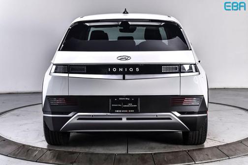 Atlas White 2024 Hyundai IONIQ 5 SEL