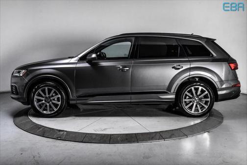 2023 Audi Q7 45 Premium Plus