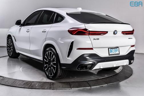 2025 BMW X6 xDrive40i