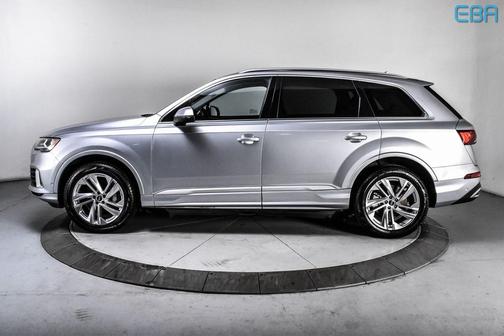2022 Audi Q7 55 Premium Plus