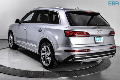 2022 Audi Q7 55 Premium Plus