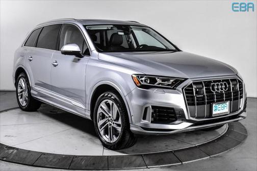 2022 Audi Q7 55 Premium Plus
