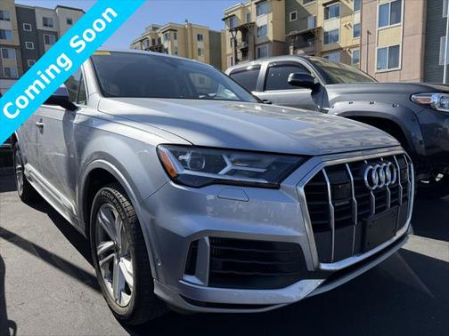 2022 Audi Q7 55 Premium Plus