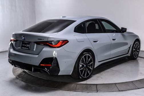 Brooklyn Grey Metallic 2025 BMW i4 Gran Coupe xDrive40