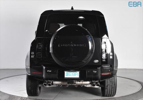 2023 Land Rover Defender 110 V8