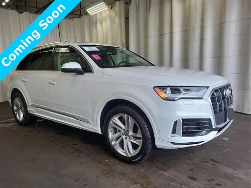 2023 Audi Q7 55 Premium Plus