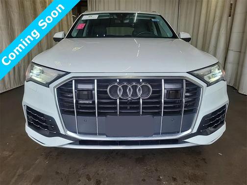 2023 Audi Q7 55 Premium Plus