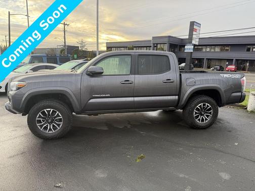 2022 Toyota Tacoma TRD Sport