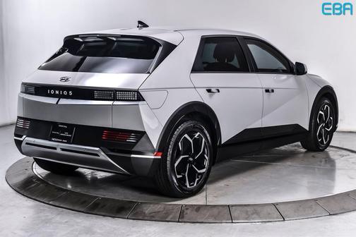 Cyber Gray 2024 Hyundai IONIQ 5 SEL