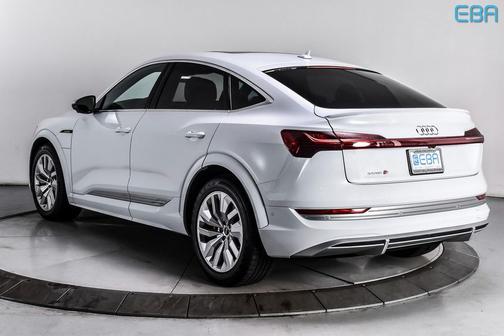 2022 Audi e-tron S Prestige