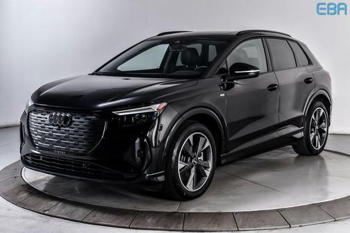 Mythos Black Metallic 2024 Audi Q4 e-tron Premium Plus 55 quattro