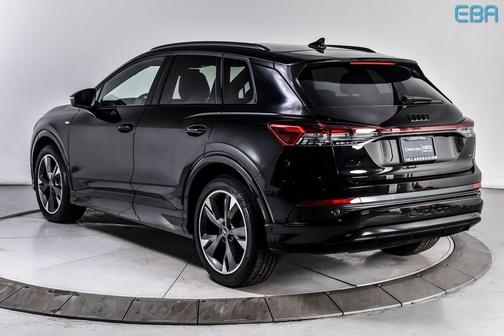 2024 Audi Q4 e-tron Premium Plus 55 quattro